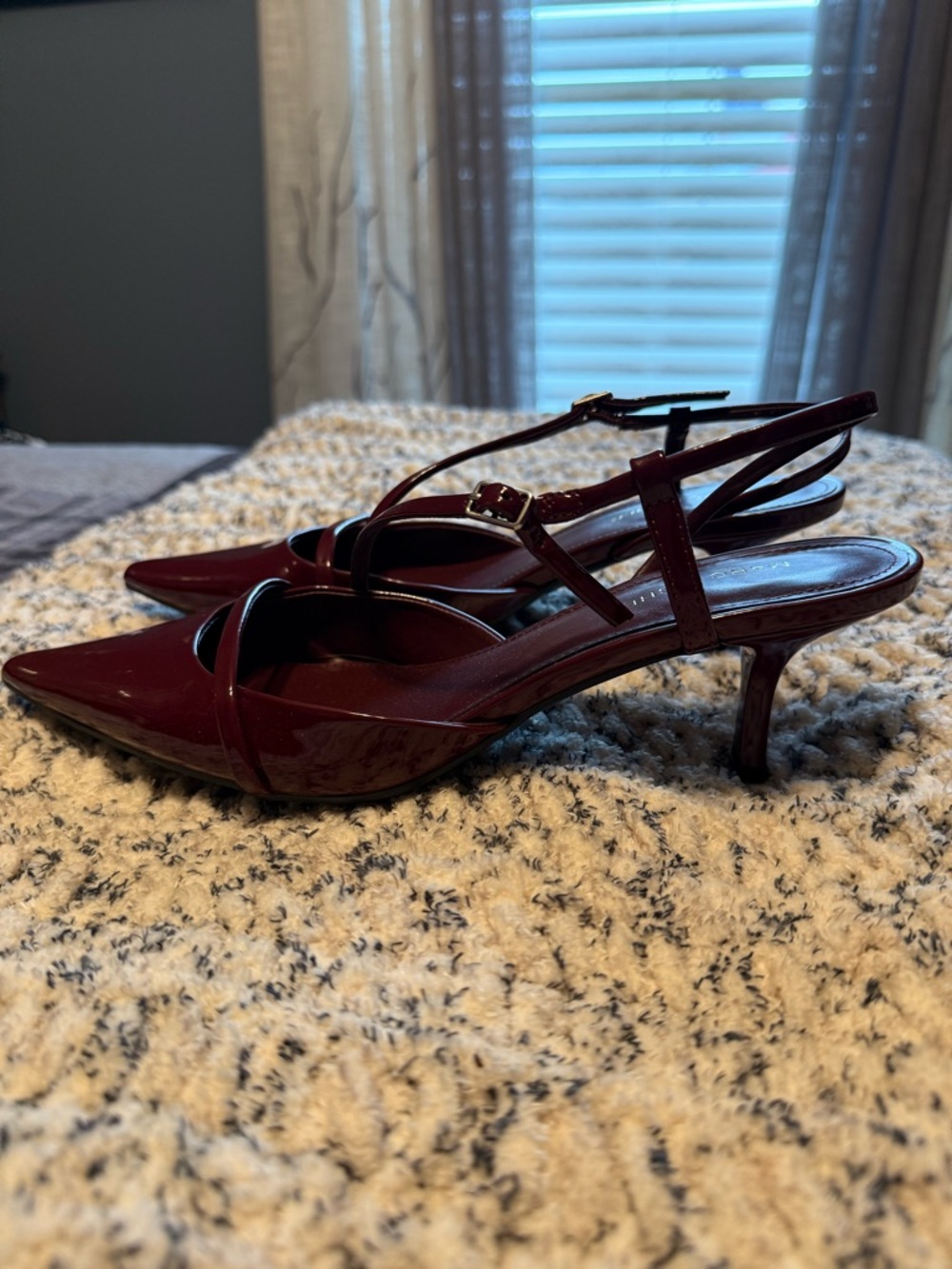 Marc Fisher Illie Pump Burgundy Patent Leather - Picture 2 of 4